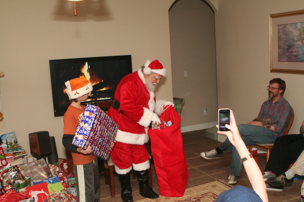 2012-12-24 054 Christmas Eve at T&S.jpg